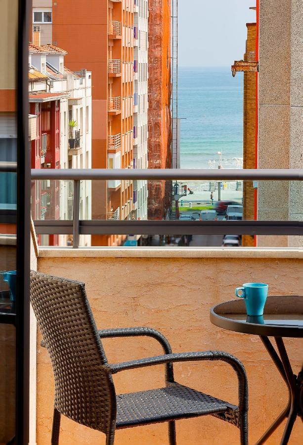 Atico Con Terraza, Vistas Al Mar Y Parking En Playa De S Lorenzo Gijón Zewnętrze zdjęcie